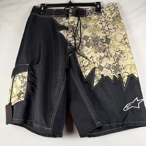 Alpinestars Men’s Board Shorts Size 32 Black & Tan Scroll Print Cargo Pocket
